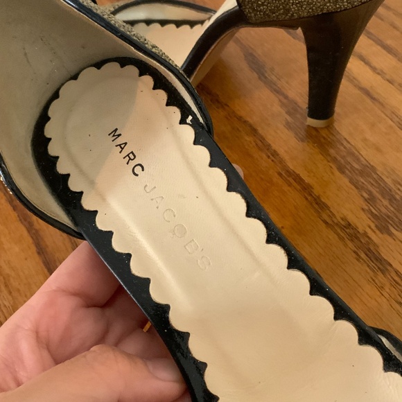 Marc Jacobs Glittery Golden Heel With Ankle Strap - Size 8 - Picture 4 of 6